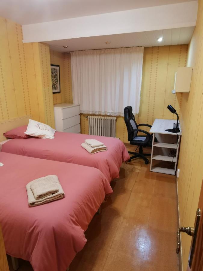 Comoda Vivienda En 우에스카 외부 사진